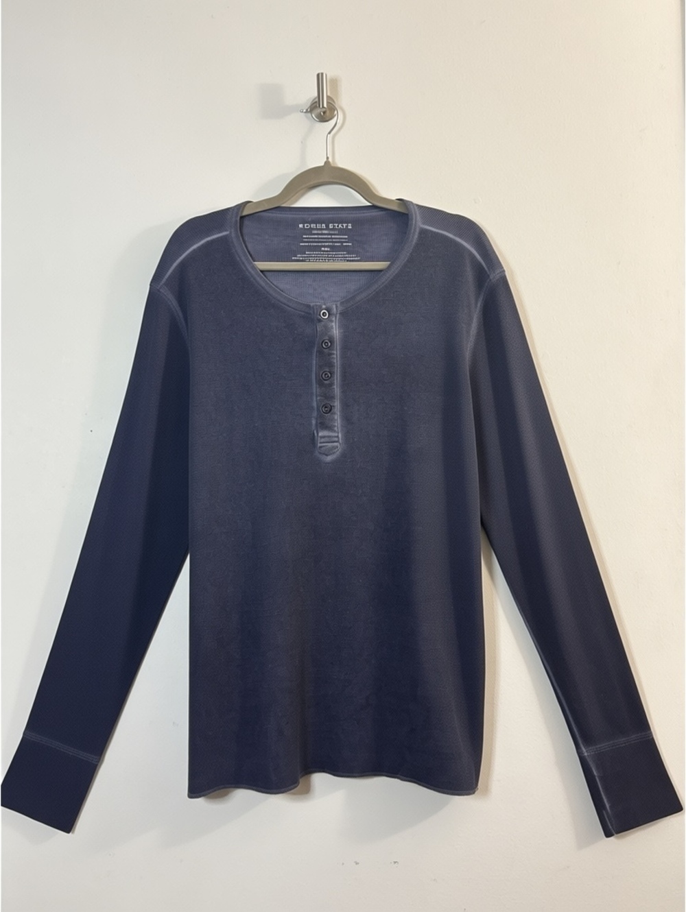 Rogue State Men’s XXL Navy Waffle Knit Thermal Henley Long Sleeve Shirt
